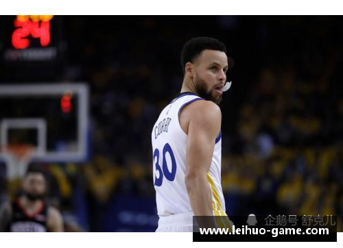 库里成为NBA历史第二位三分命中超过3000球的球员：射手传奇再续新篇章 - 副本